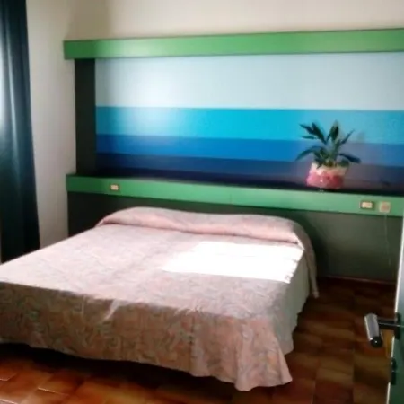 Club Baia Delle Ginestre Hotell 3*